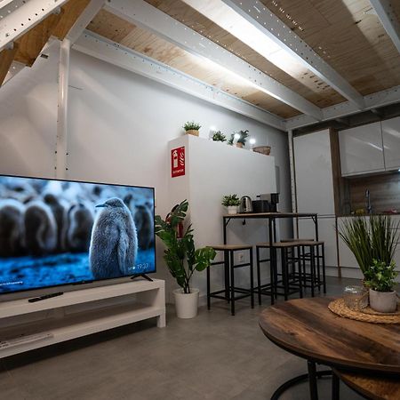Loft A 10 Min Del Centro Historico De Madrid A Apartment Bagian luar foto